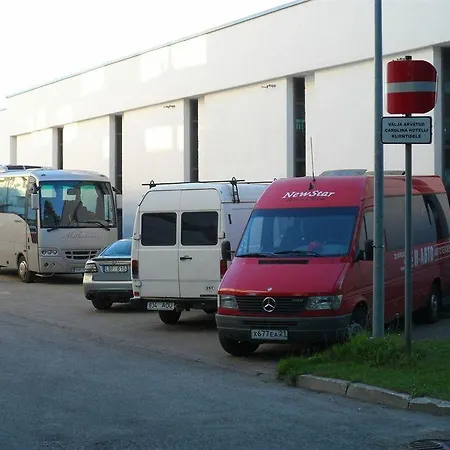 Carolina ホテル 2*