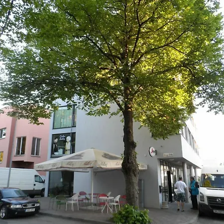 Carolina Παρνού