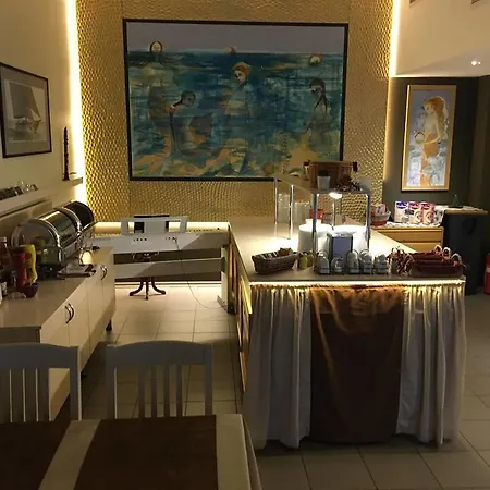 Ξενοδοχείο Carolina 2*