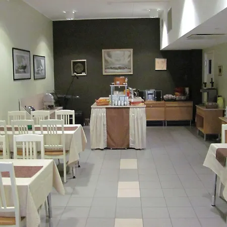 Hotel Carolina
